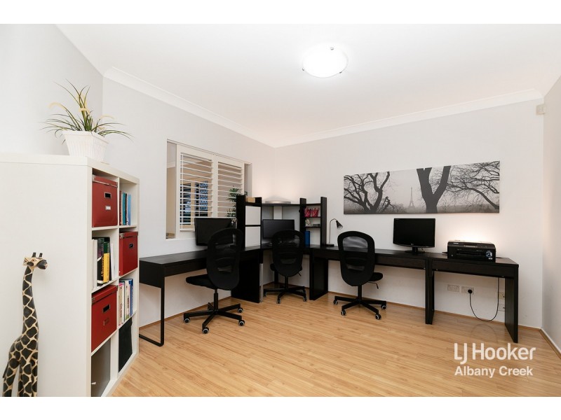 20 Bunyaville Close, Arana Hills QLD 4054