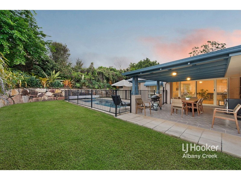 6 Peterson Place, Bridgeman Downs QLD 4035