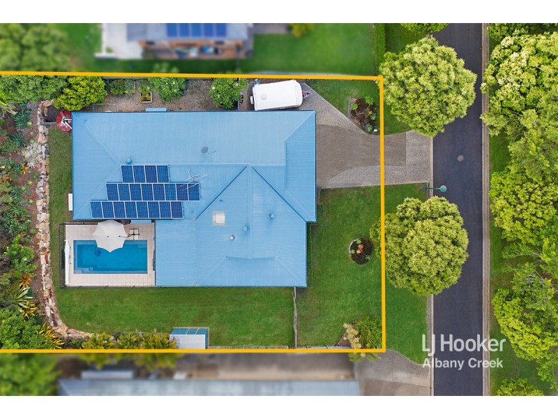 6 Peterson Place, Bridgeman Downs QLD 4035