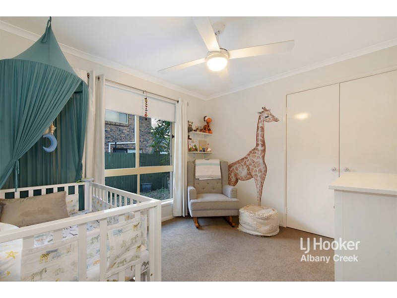 6 Peterson Place, Bridgeman Downs QLD 4035