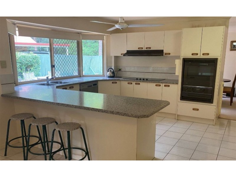 36 Peterson Place, Bridgeman Downs QLD 4035