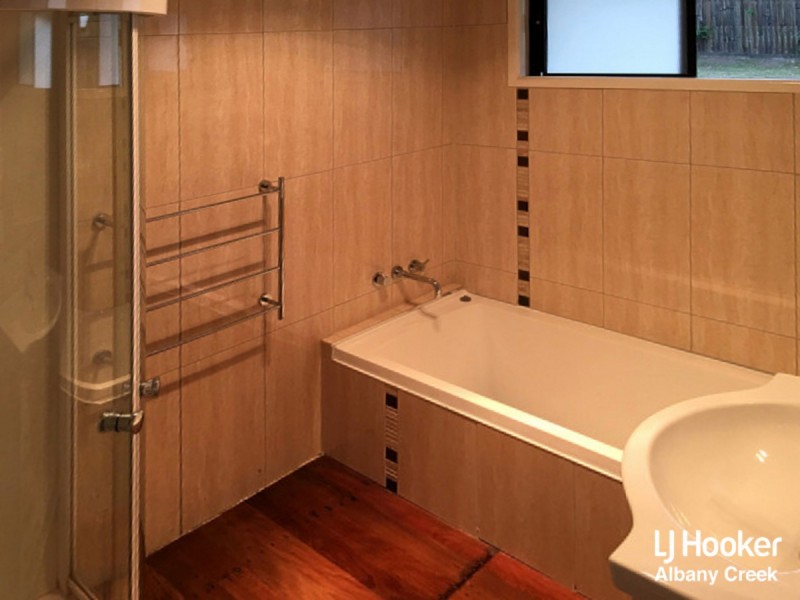 8 Flockton Street, Stafford Heights QLD 4053