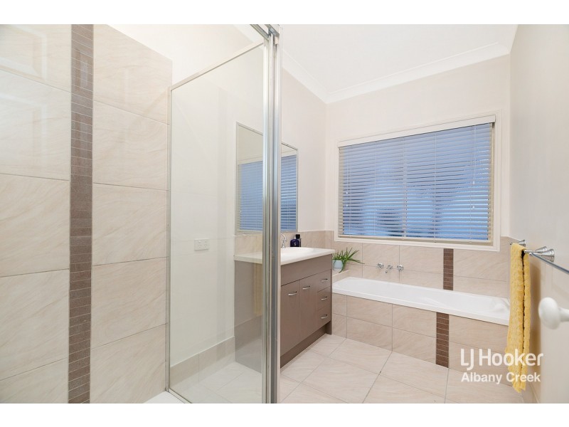 89 Saraband Drive, Eatons Hill QLD 4037