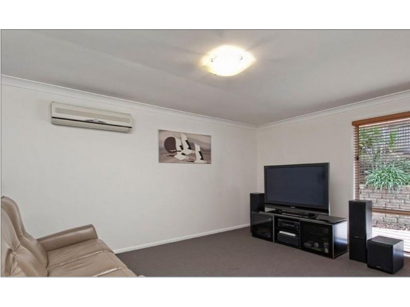 48 Silkyoak Way, Albany Creek QLD 4035