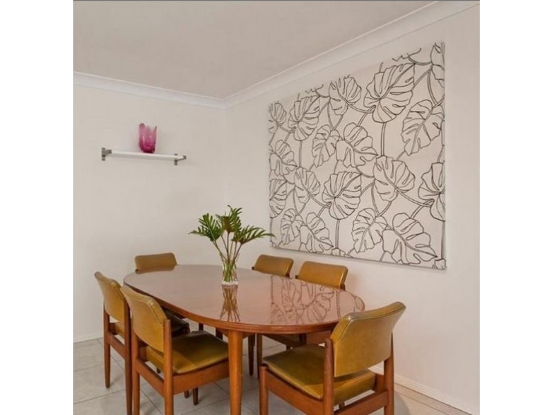 48 Silkyoak Way, Albany Creek QLD 4035