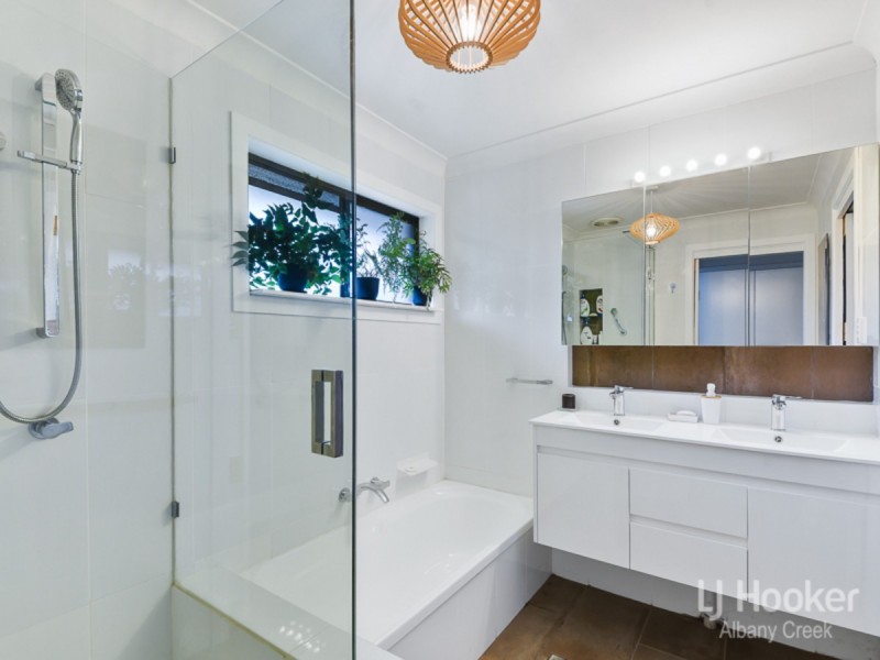 2 Prion Court, Albany Creek QLD 4035