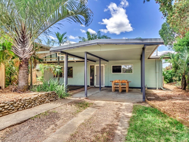 49 Illuta Avenue, Ferny Hills QLD 4055