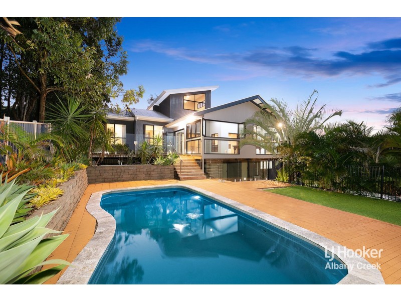 5 Perla Close, Eatons Hill QLD 4037