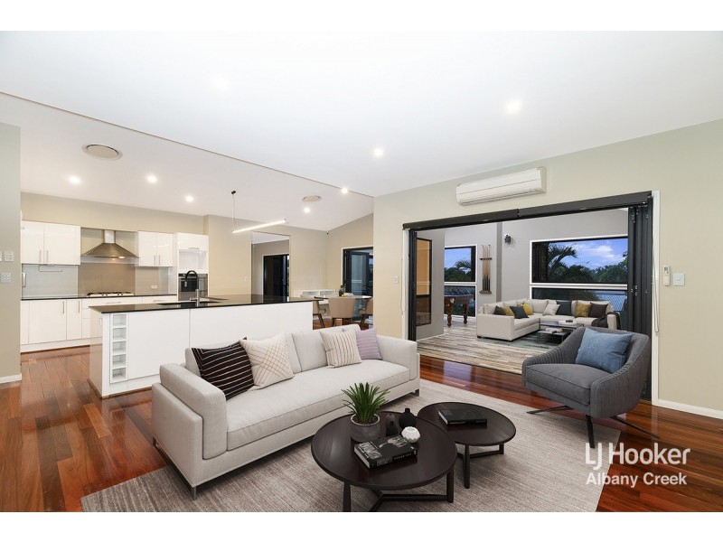 5 Perla Close, Eatons Hill QLD 4037