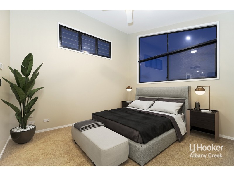 5 Perla Close, Eatons Hill QLD 4037