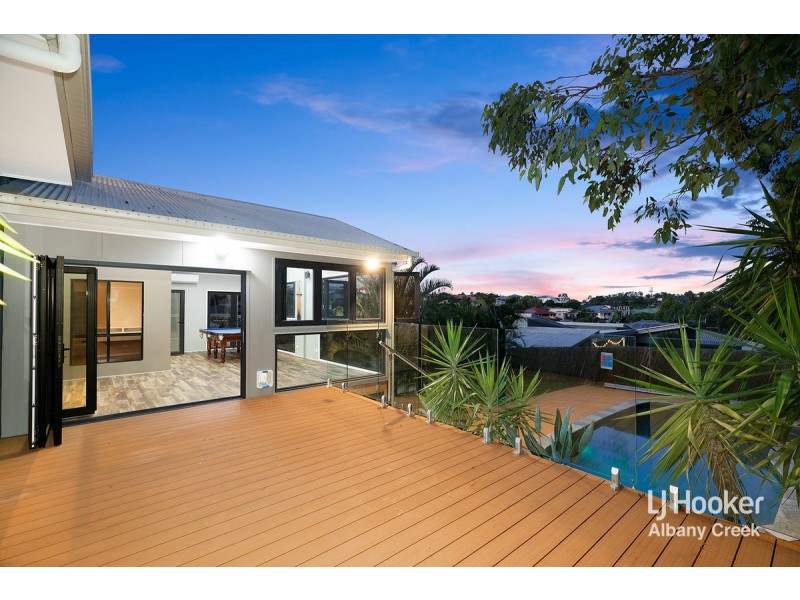 5 Perla Close, Eatons Hill QLD 4037