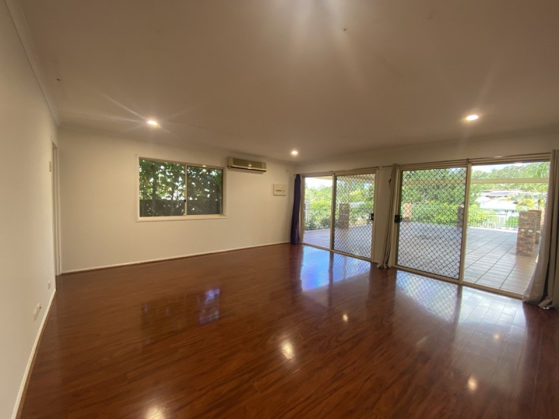 22 Queen Elizabeth Drive, Eatons Hill QLD 4037