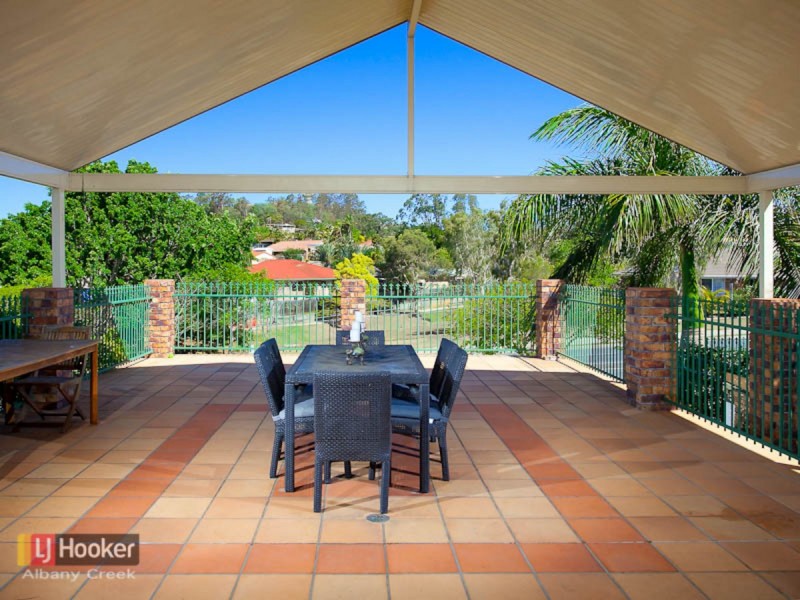 22 Queen Elizabeth Drive, Eatons Hill QLD 4037