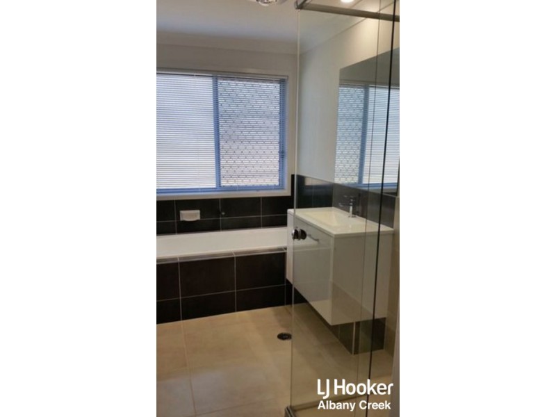 14 Toorak Road, Albany Creek QLD 4035