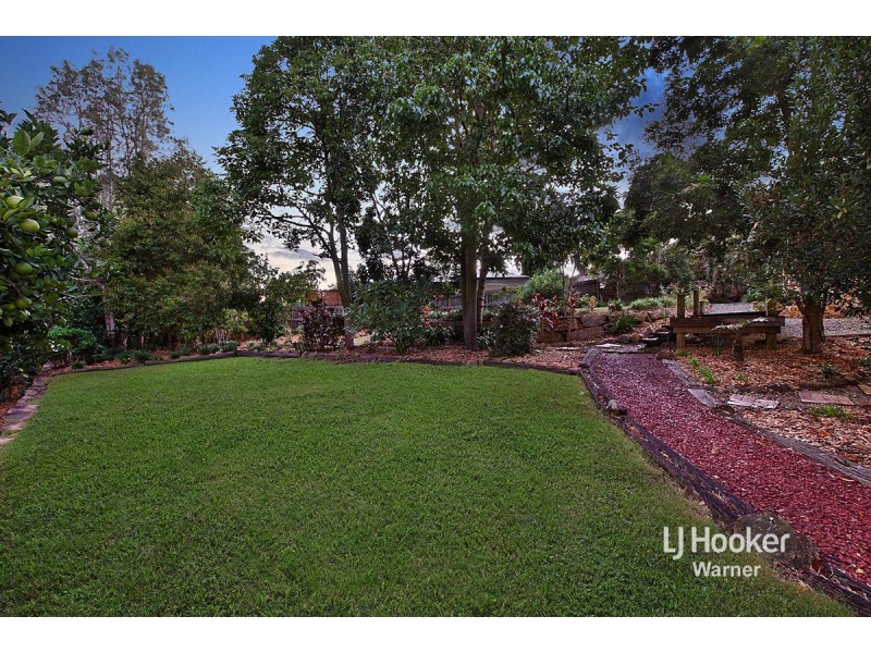 16 Crebra Lane, Cashmere QLD 4500