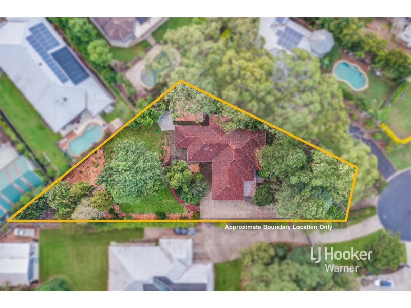 16 Crebra Lane, Cashmere QLD 4500