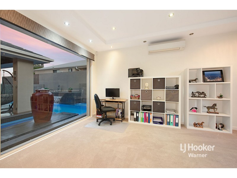 50 Como Circuit, Warner QLD 4500