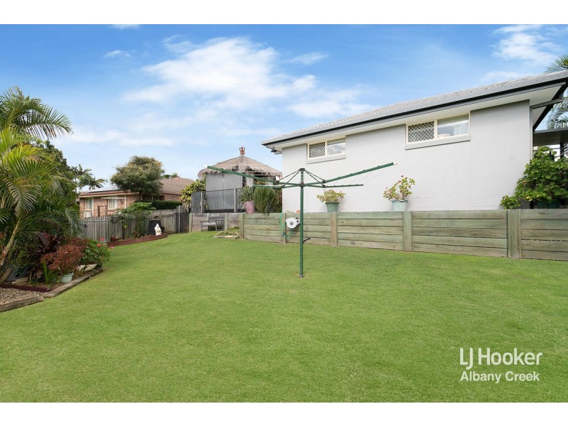 38 Marina Court, Eatons Hill QLD 4037