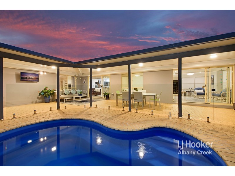 38 Marina Court, Eatons Hill QLD 4037