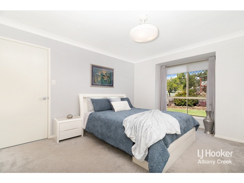 38 Marina Court, Eatons Hill QLD 4037