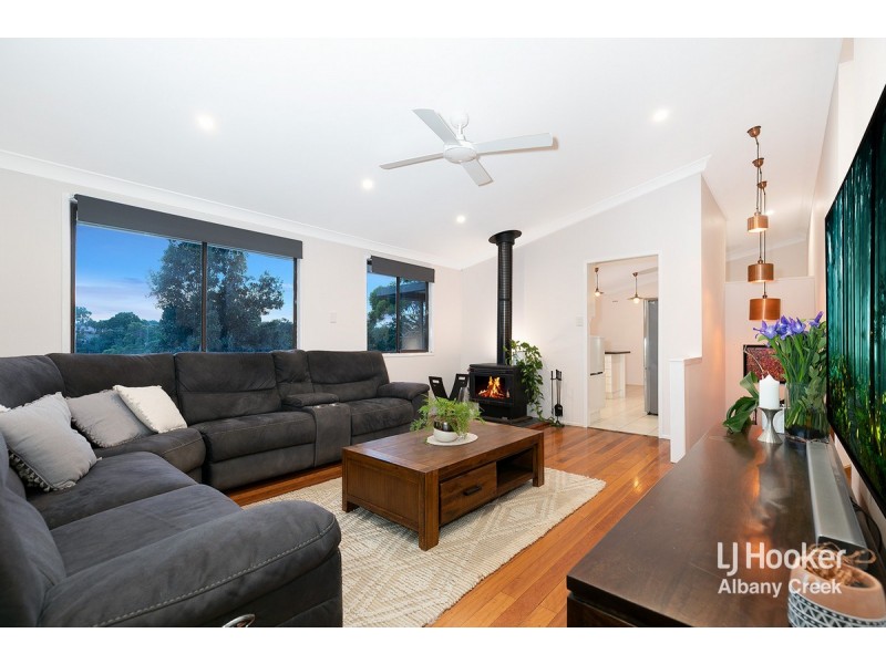 35 View Crescent, Arana Hills QLD 4054