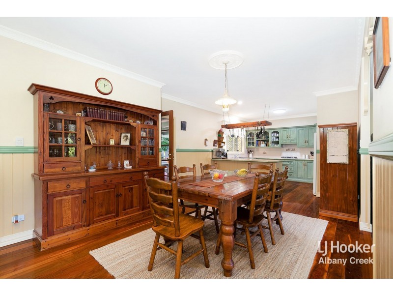 64 Saraband Drive, Eatons Hill QLD 4037