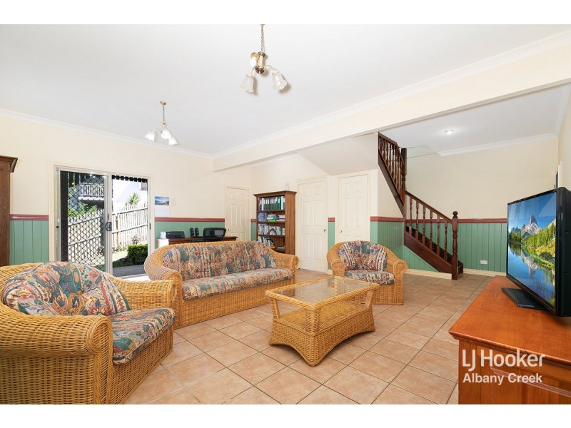 64 Saraband Drive, Eatons Hill QLD 4037
