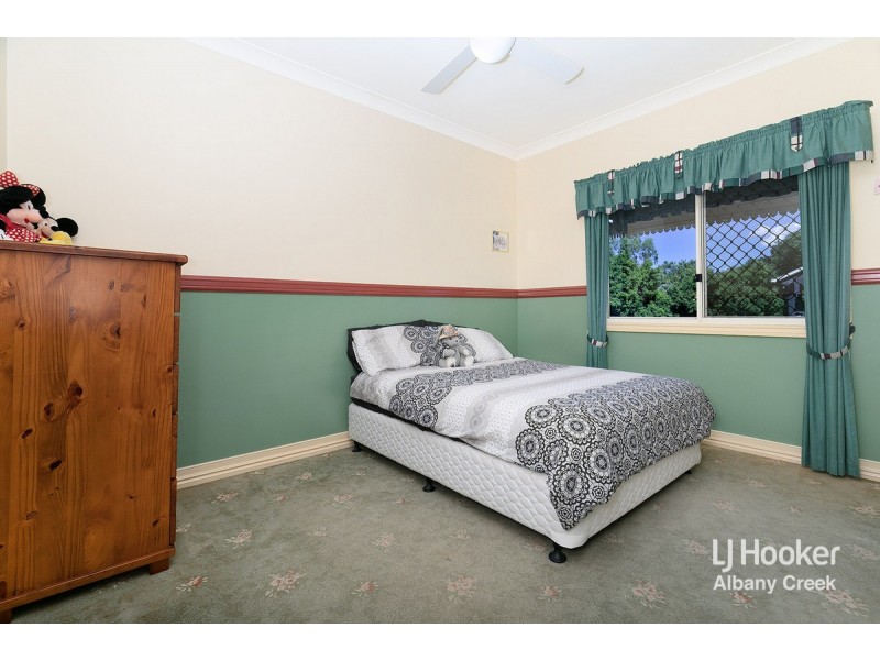 64 Saraband Drive, Eatons Hill QLD 4037