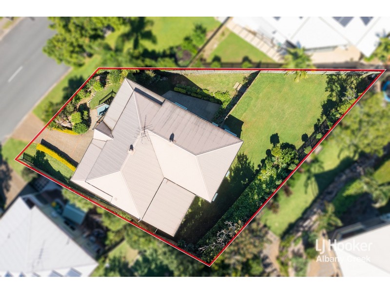 64 Saraband Drive, Eatons Hill QLD 4037