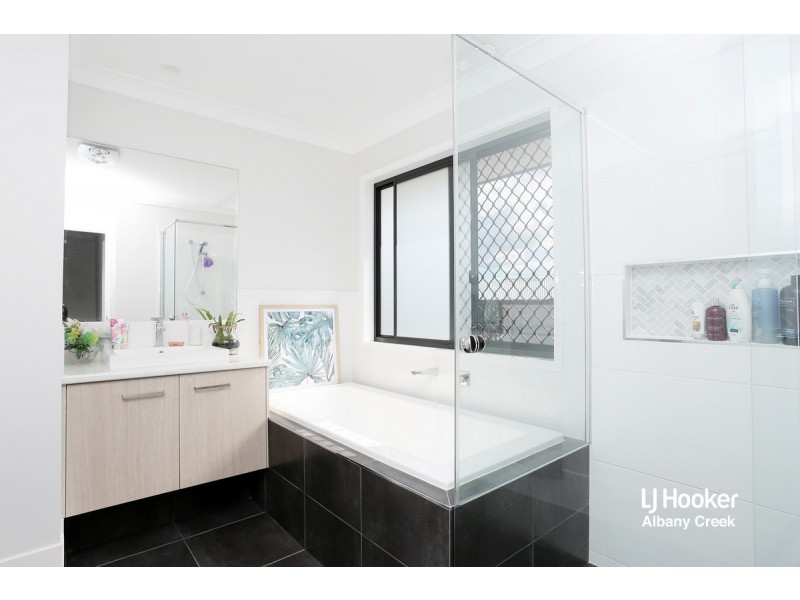 73 Canopus Street, Bridgeman Downs QLD 4035