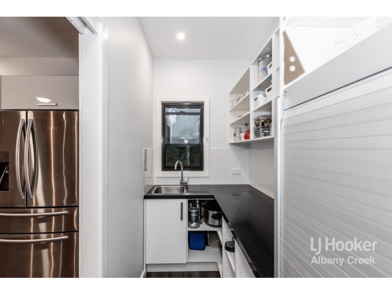 166 Church Road, Eatons Hill QLD 4037