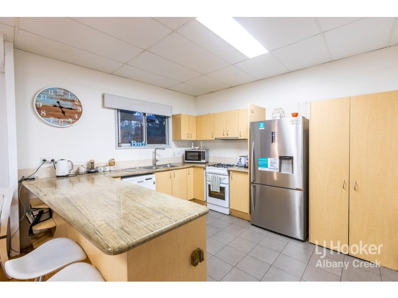 166 Church Road, Eatons Hill QLD 4037