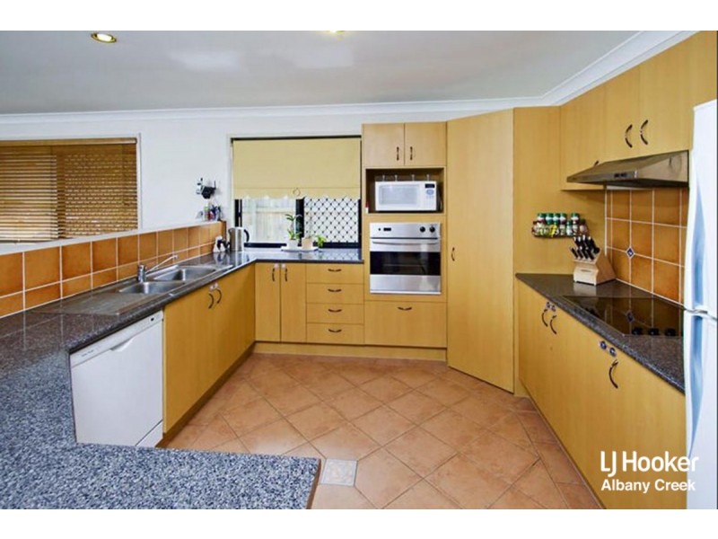 4 Rafter Avenue, Albany Creek QLD 4035