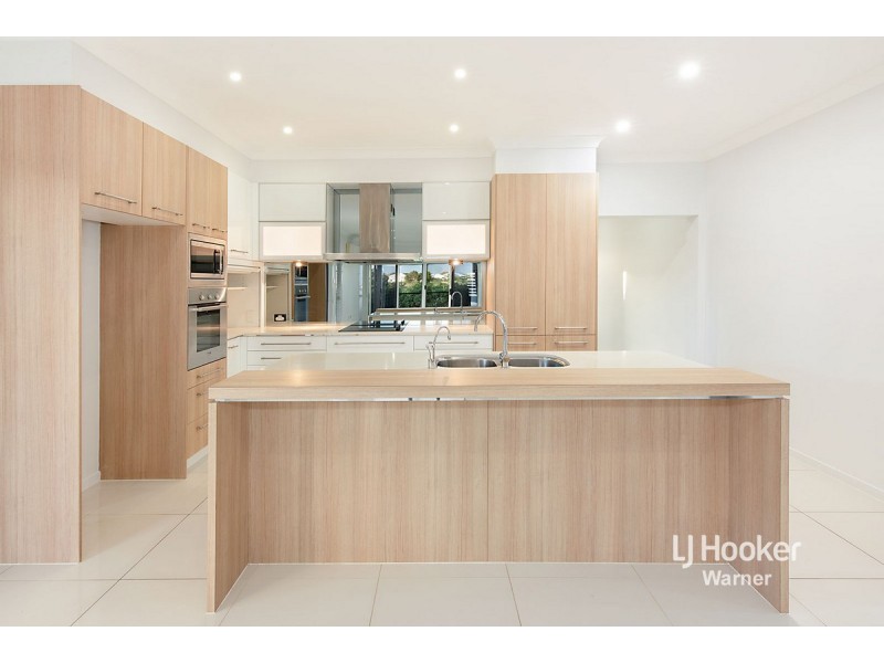 27 Ballyalla Crescent, Warner QLD 4500