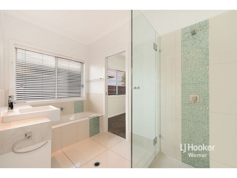 27 Ballyalla Crescent, Warner QLD 4500