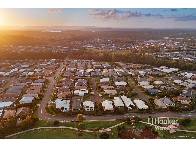 27 Ballyalla Crescent, Warner QLD 4500