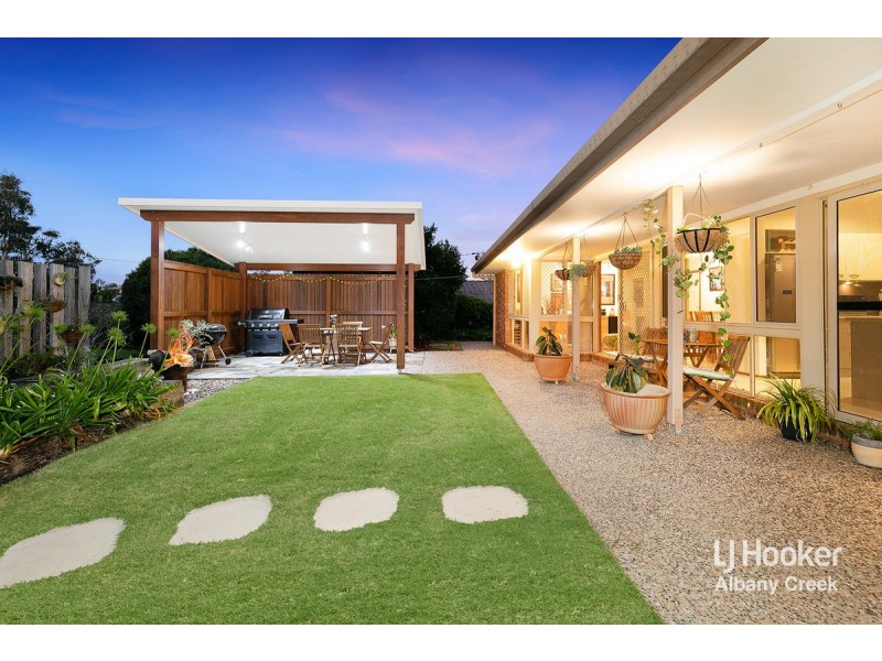 8 Finch Court, Albany Creek QLD 4035