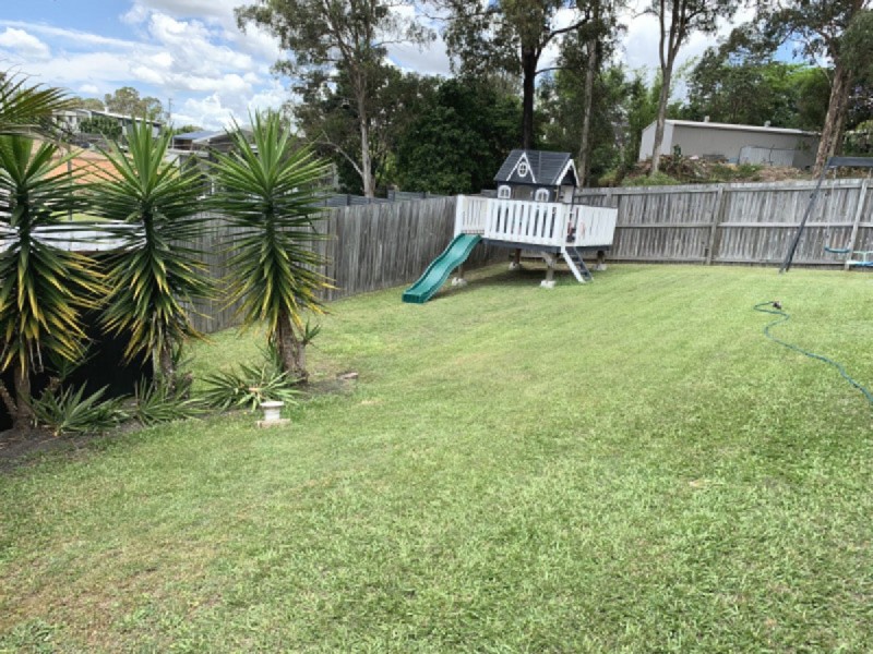 20 Walkers Road, Everton Hills QLD 4053