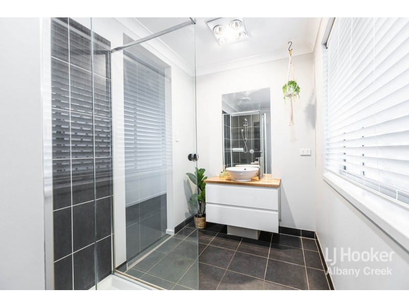 13 Bonney Court, Warner QLD 4500
