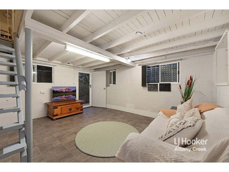 23 Bowers Road South, Everton Hills QLD 4053