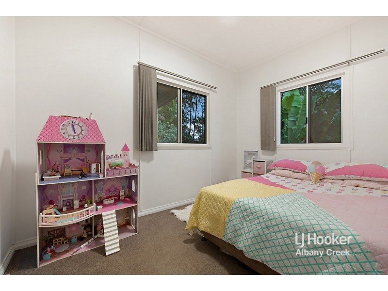 23 Bowers Road South, Everton Hills QLD 4053