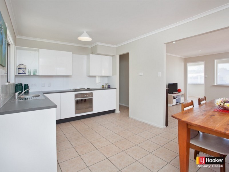 77 Francis Road, Bray Park QLD 4500