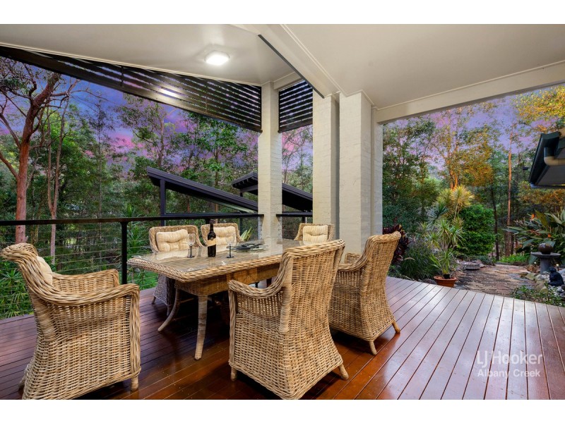 7 Edenderry Court, Eatons Hill QLD 4037