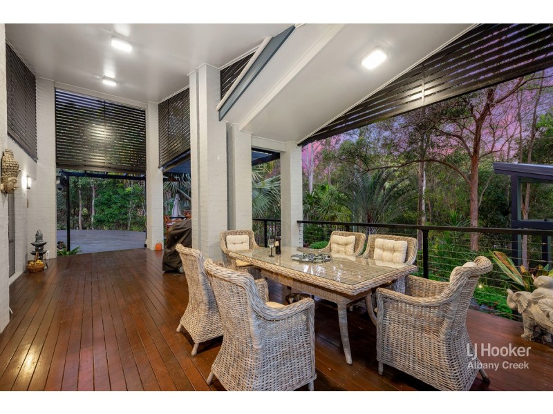 7 Edenderry Court, Eatons Hill QLD 4037