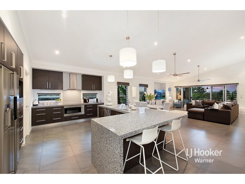 10 Carrybridge Close, Warner QLD 4500