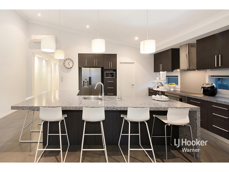 10 Carrybridge Close, Warner QLD 4500