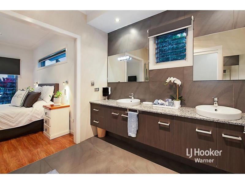 10 Carrybridge Close, Warner QLD 4500