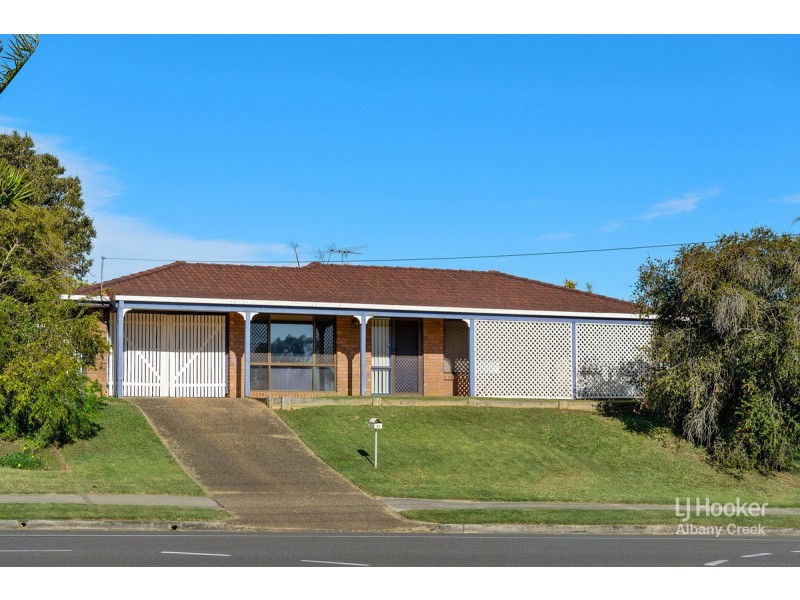 24 Flamingo Drive, Albany Creek QLD 4035