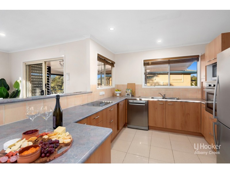 9 Bevlin Court, Albany Creek QLD 4035