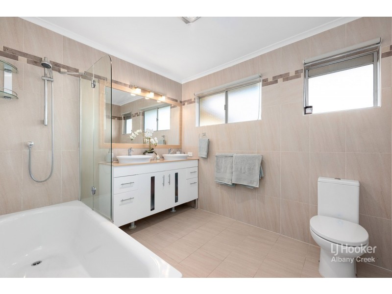 9 Bevlin Court, Albany Creek QLD 4035